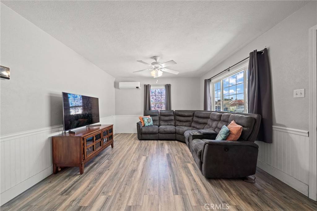 Long Beach, CA 90807,5128 gaviota ave