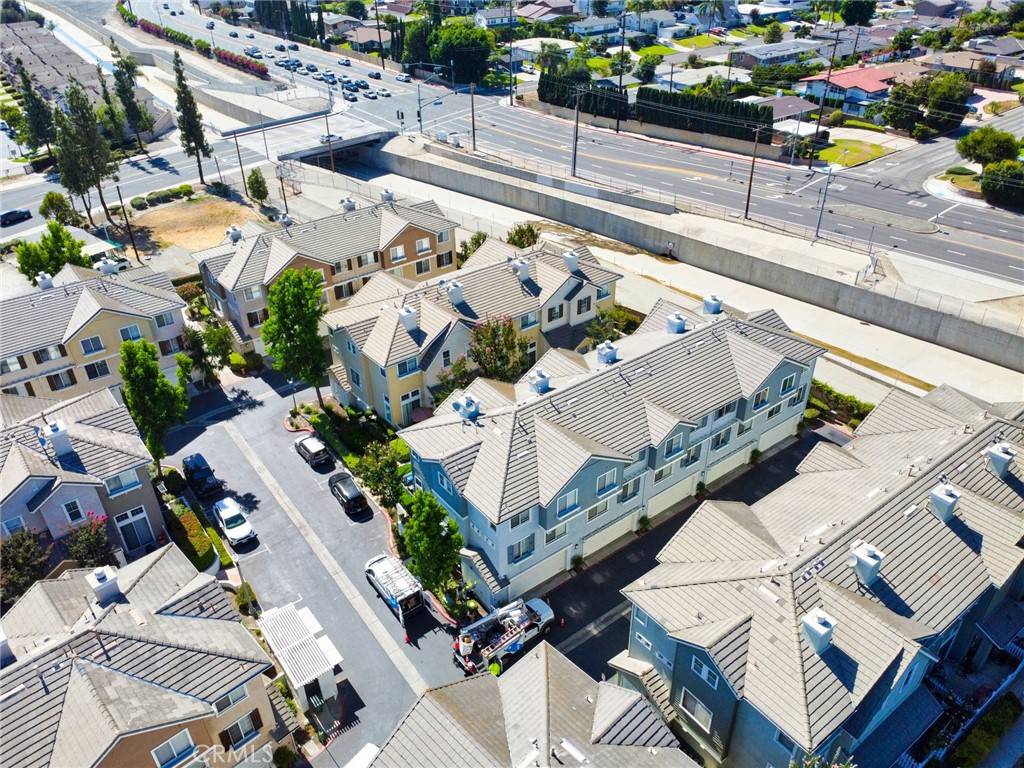 Buena Park, CA 90621,9 Coveside CT