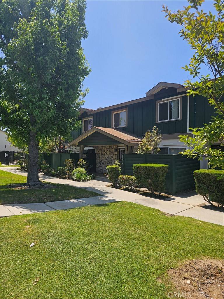 Buena Park, CA 90621,8172 Ferguson
