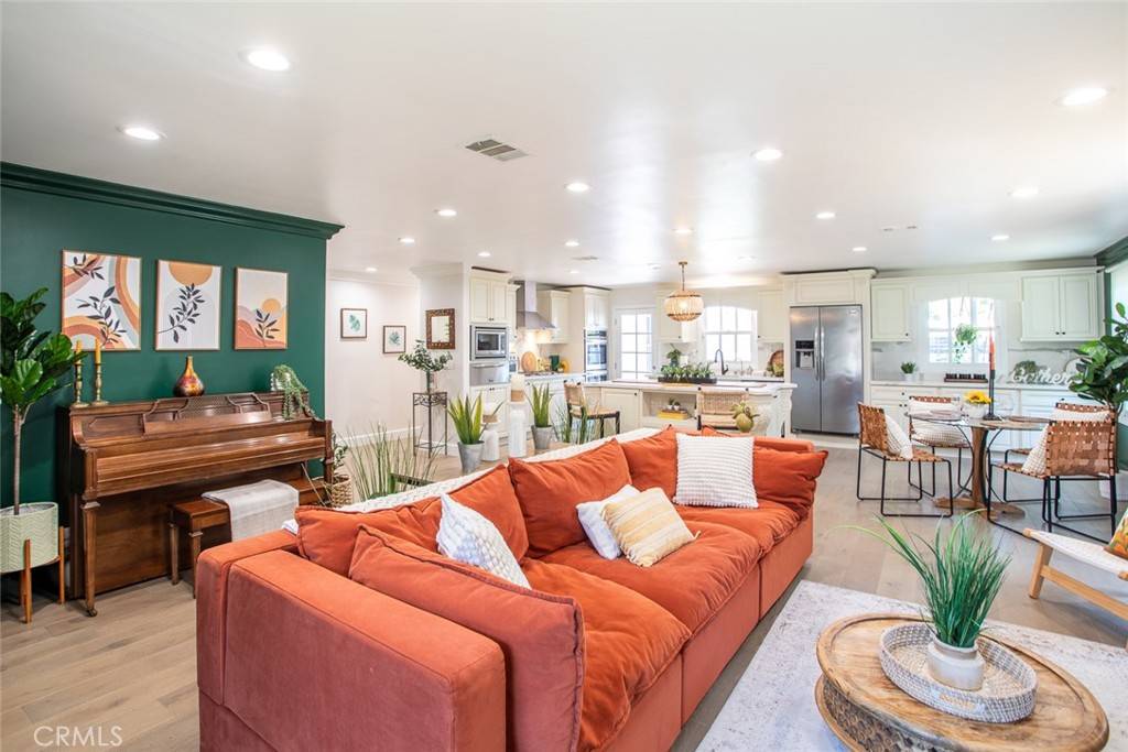 Long Beach, CA 90807,3720 Gardenia AVE