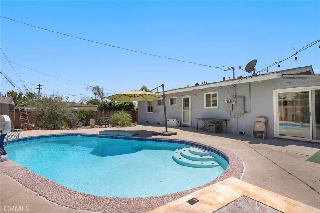 La Mirada, CA 90638,13708 El Espejo RD