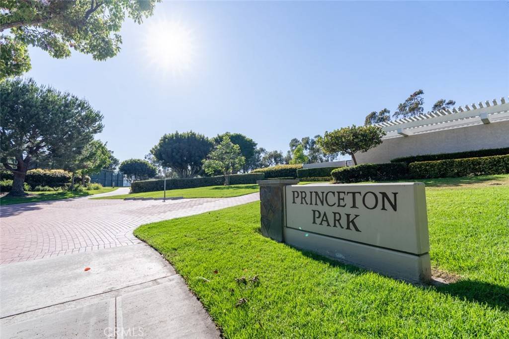 Irvine, CA 92612,227 Stanford CT #130