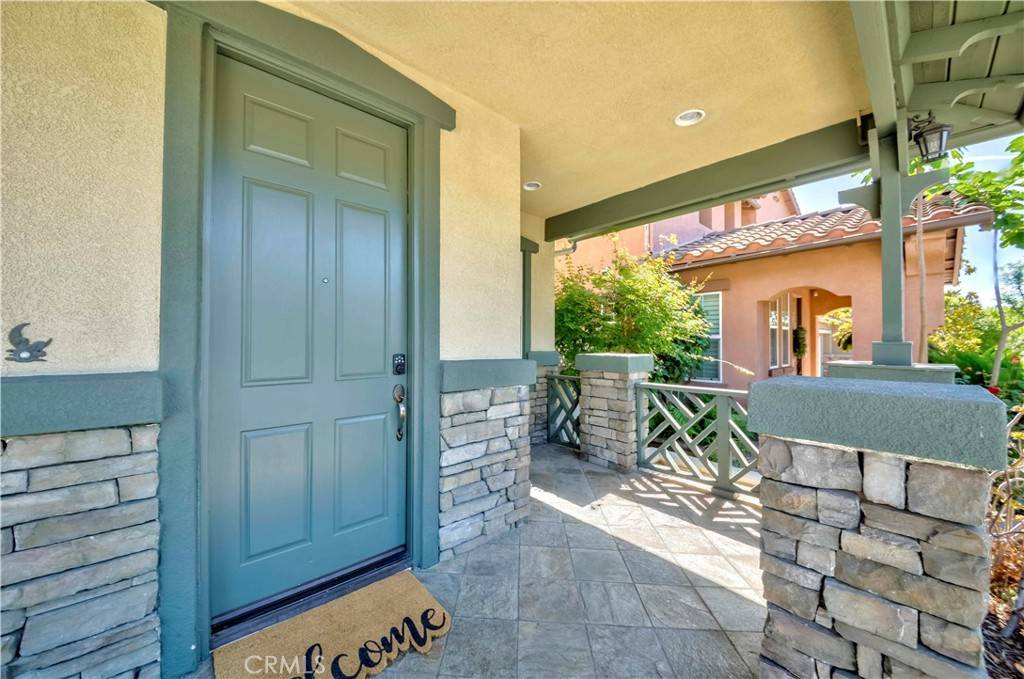 Fullerton, CA 92833,2142 Root ST