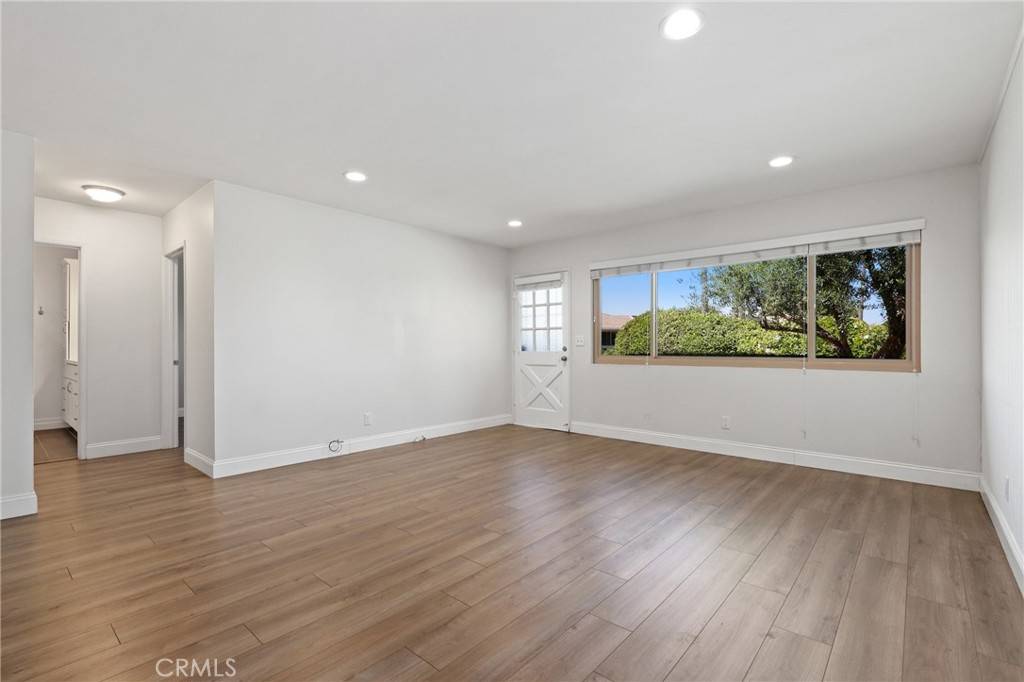 Westminster, CA 92683,8091 Worthy DR