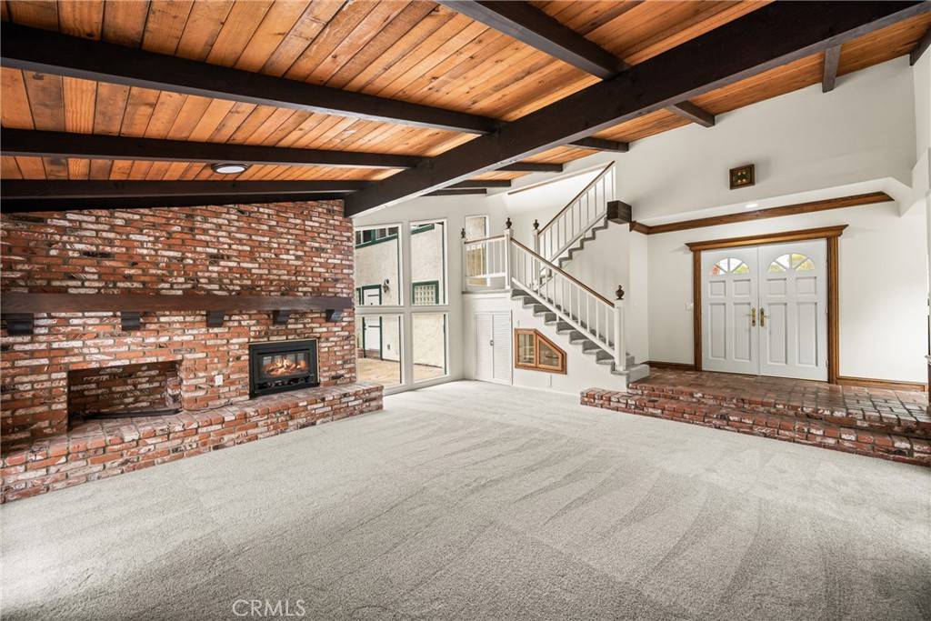 Long Beach, CA 90808,4722 Whitewood AVE