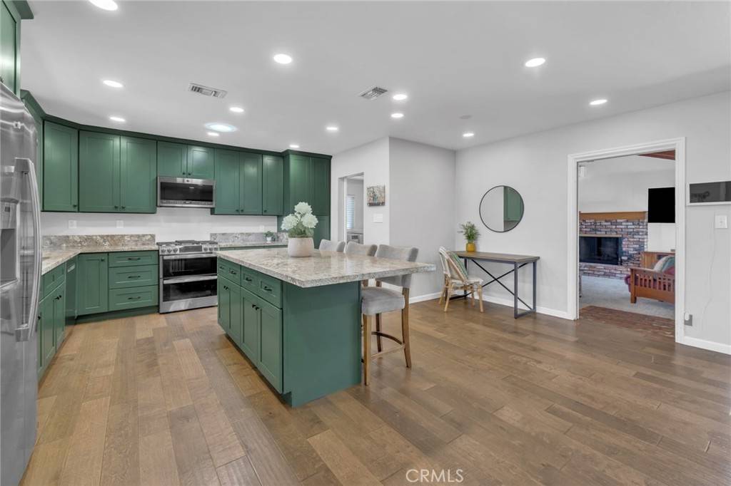 Long Beach, CA 90808,6721 E Coralite ST