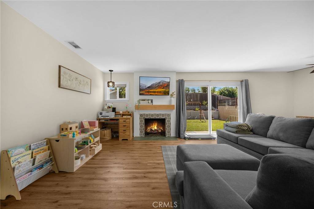 La Habra, CA 90631,1051 Russell ST
