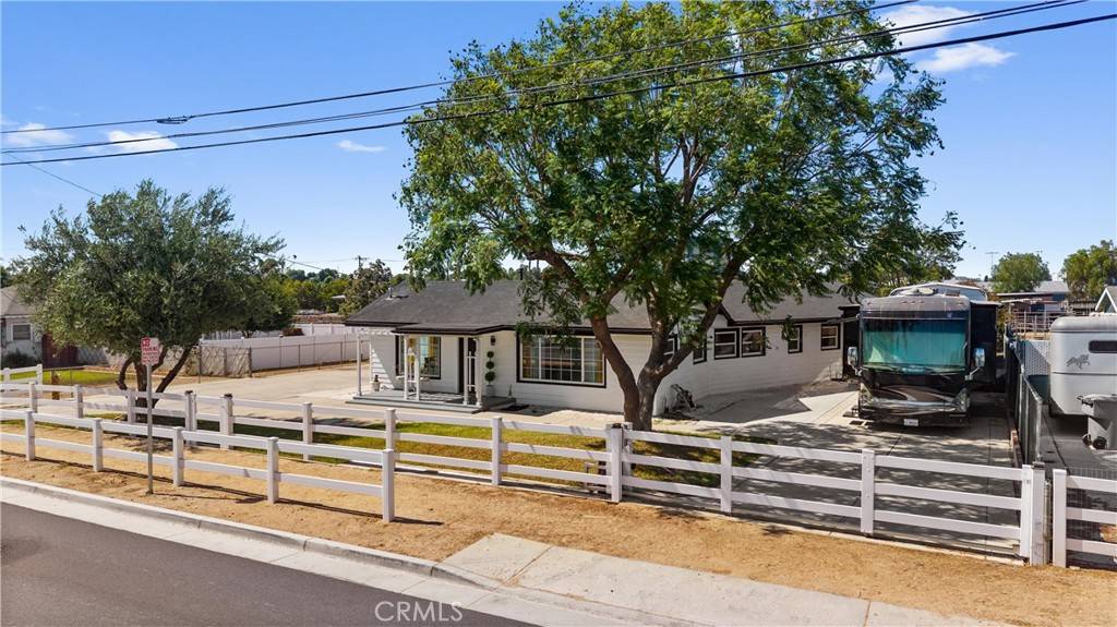 Norco, CA 92860,1049 2nd ST