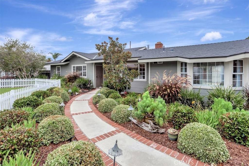 Orange, CA 92865,692 E Fellows DR