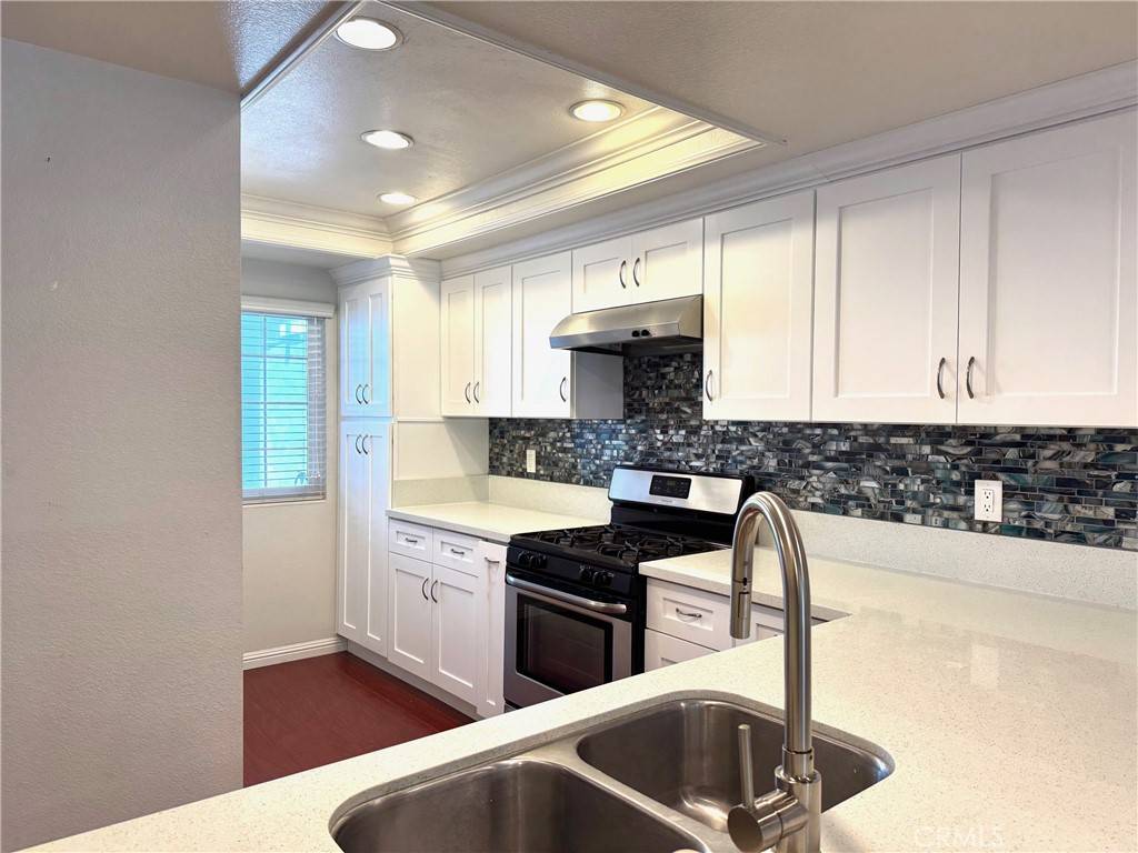 La Habra, CA 90631,572 Stone Harbor Cir 37