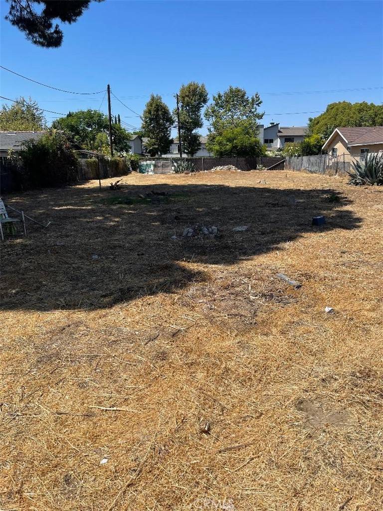 Santa Ana, CA 92703,4917 W 6th ST