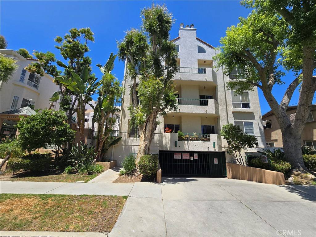Sherman Oaks, CA 91401,14347 Albers ST #301