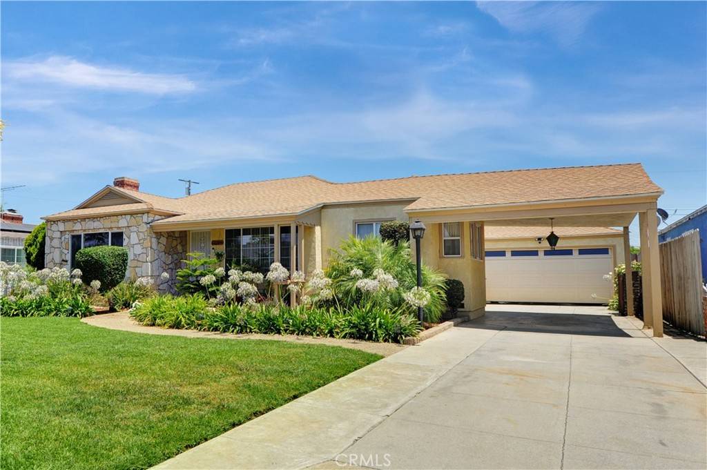 Lynwood, CA 90262,12108 Muriel DR