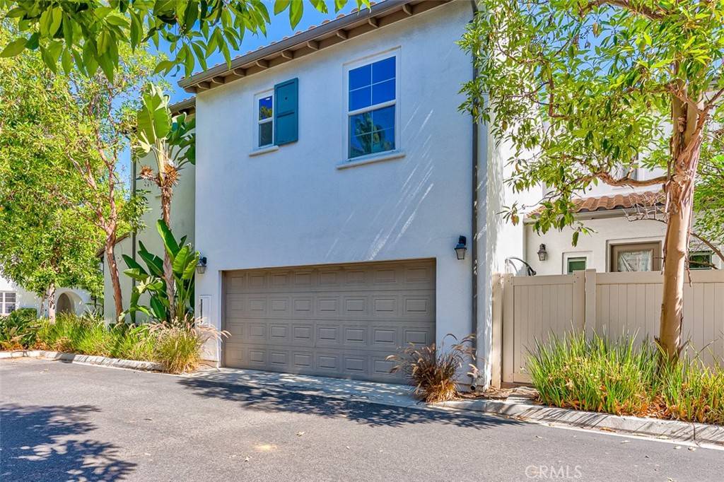 Anaheim, CA 92801,440 N Santa Maria ST