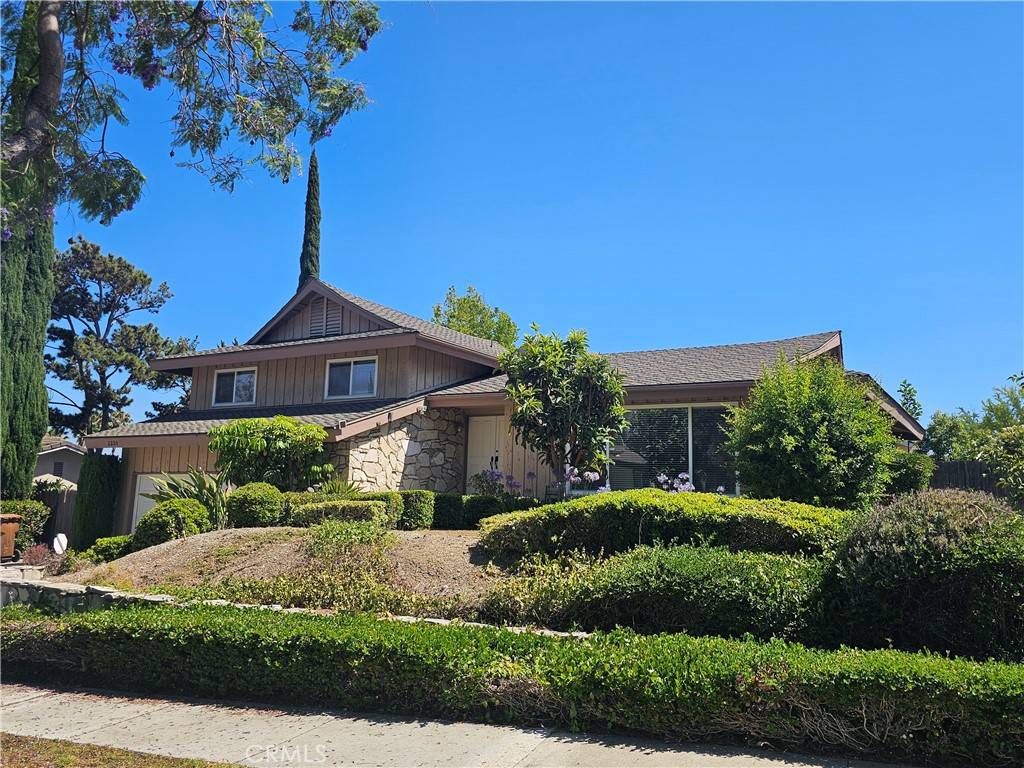 Fullerton, CA 92833,2220 Loma Verde DR
