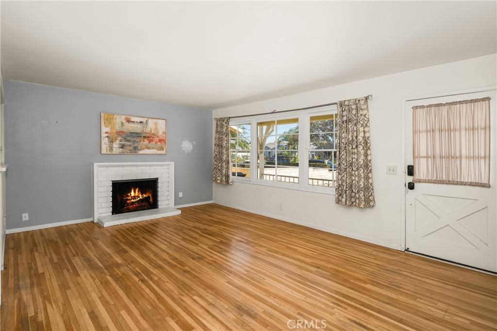 Fullerton, CA 92832,473 West Roberta Avenue