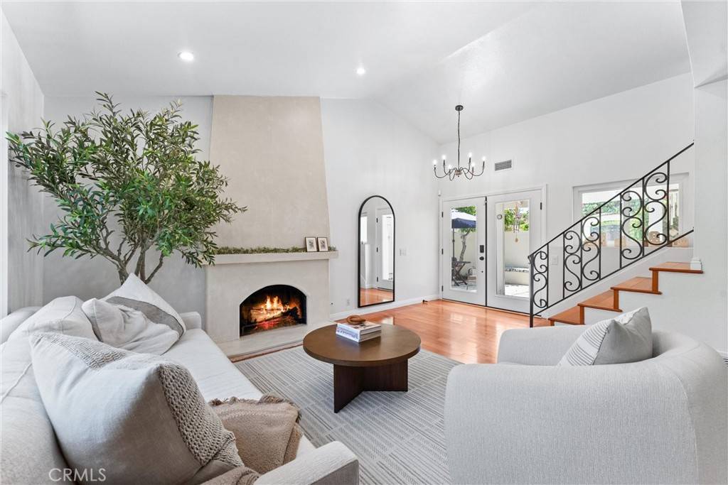 Lake Forest, CA 92630,27231 Eastridge DR