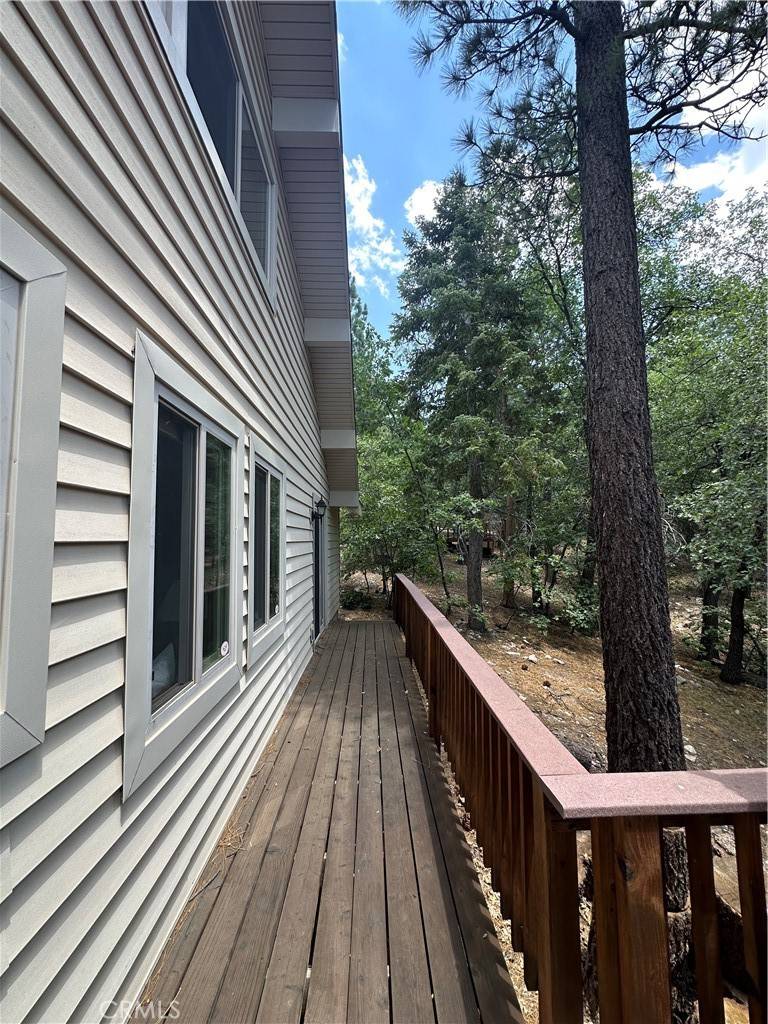 Big Bear Lake, CA 92315,43555 Colusa DR