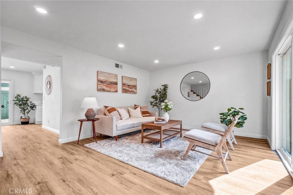 Buena Park, CA 90621,5111 Argyle DR