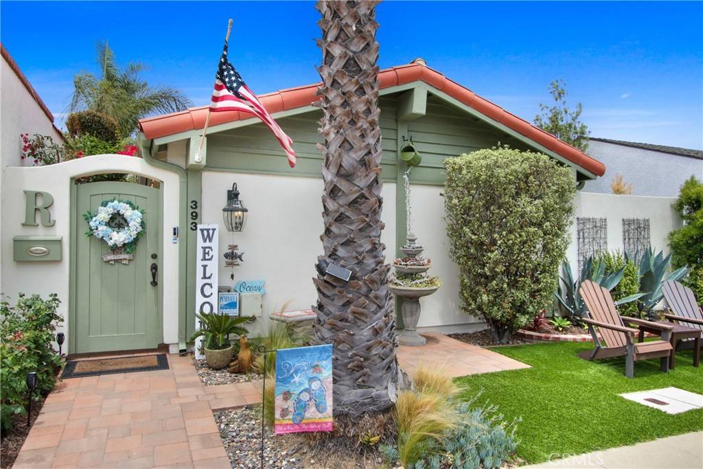 Seal Beach, CA 90740,393 Galleon WAY