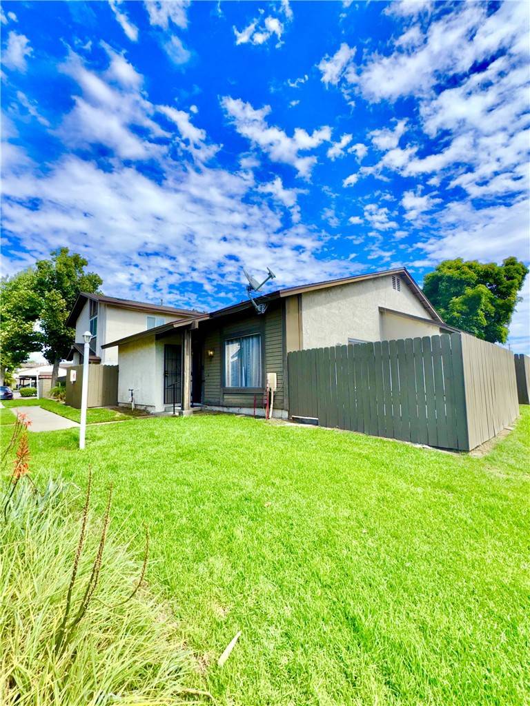 Montclair, CA 91763,4587 Gold Rush CT