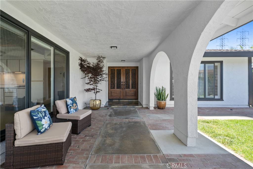 21212 Binghampton CIR Huntington Beach, CA 92646