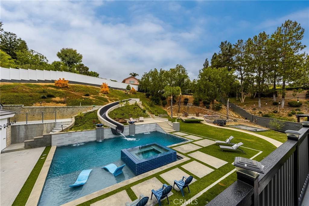 Yorba Linda, CA 92886,21290 Clear Haven DR