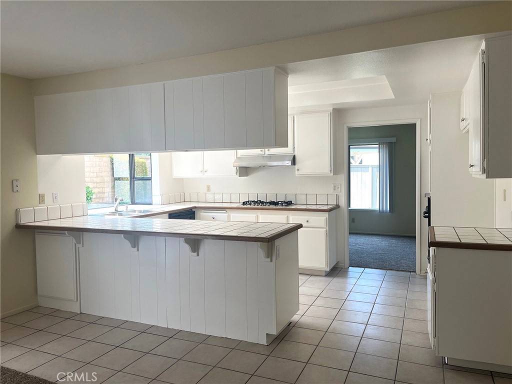 Brea, CA 92821,114 Ambling DR