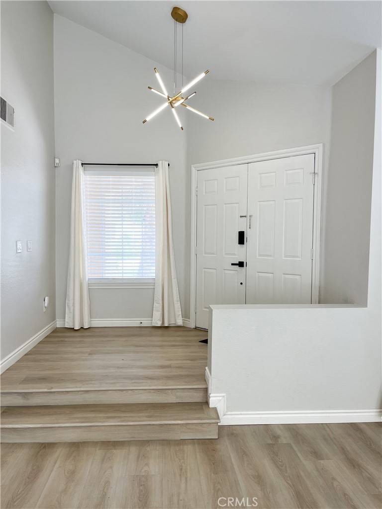 Moreno Valley, CA 92557,10671 Mendoza RD
