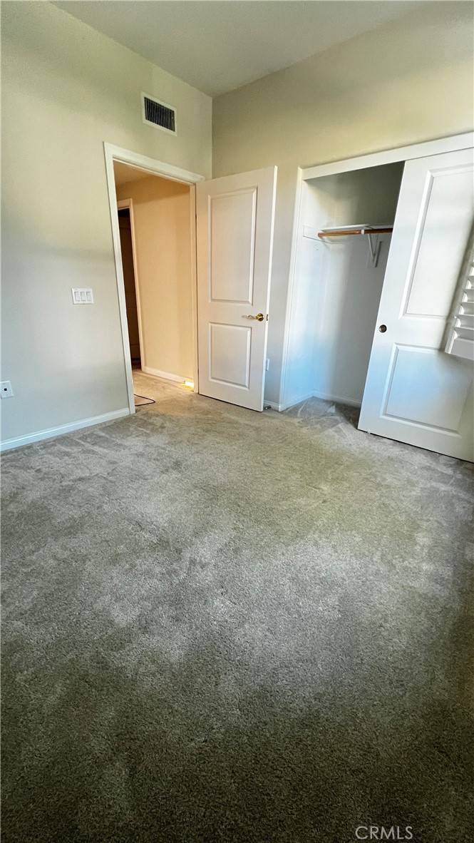 Irvine, CA 92620,52 Rose Arch #9