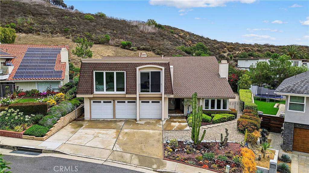 San Clemente, CA 92673,3807 Via Manzana