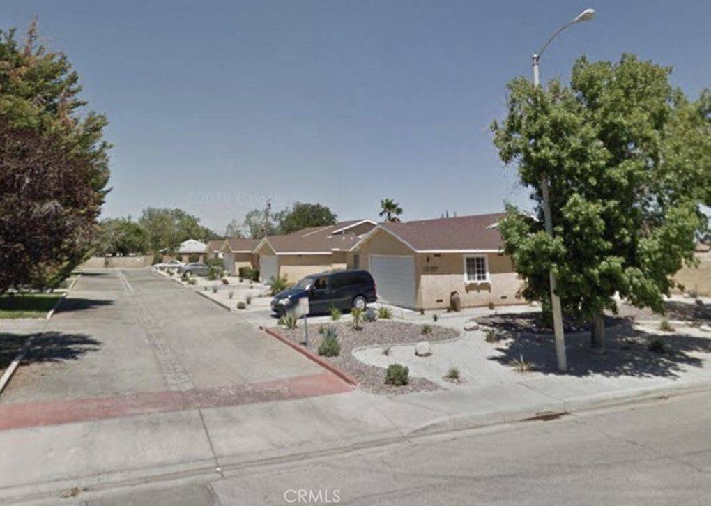 Palmdale, CA 93550,38657 25th ST E #4