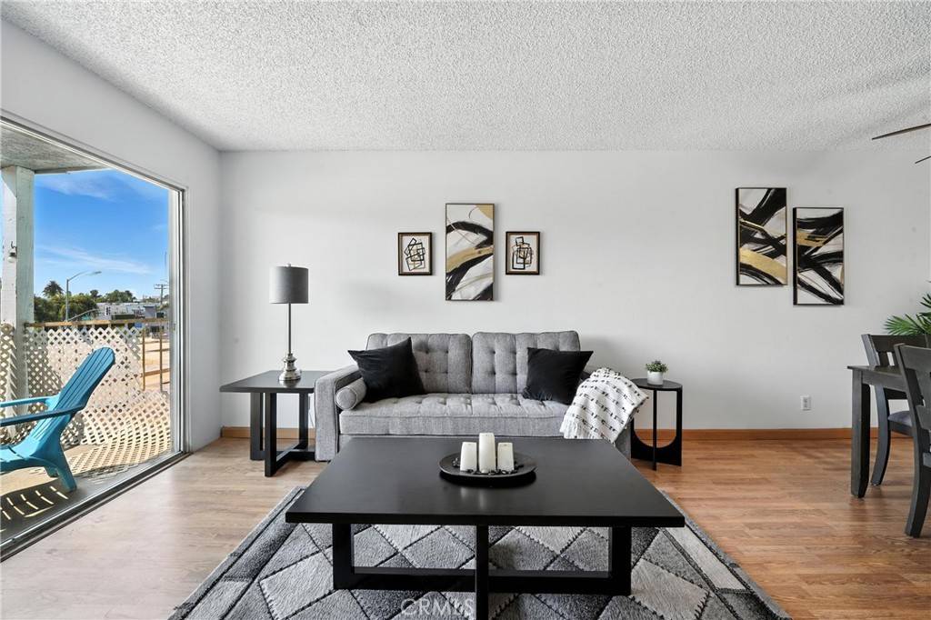 Long Beach, CA 90802,955 E 3rd ST #304
