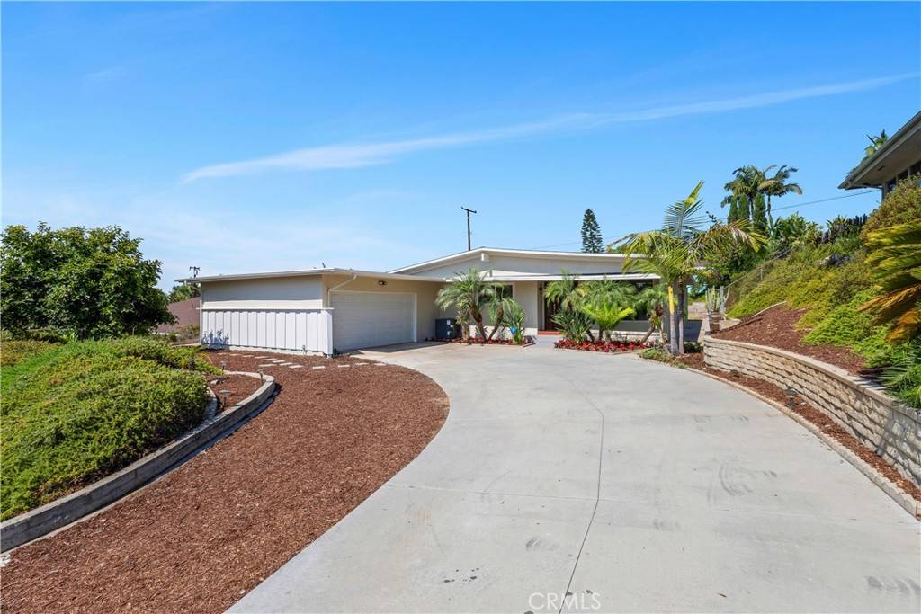 Fullerton, CA 92831,1219 N Raymond AVE