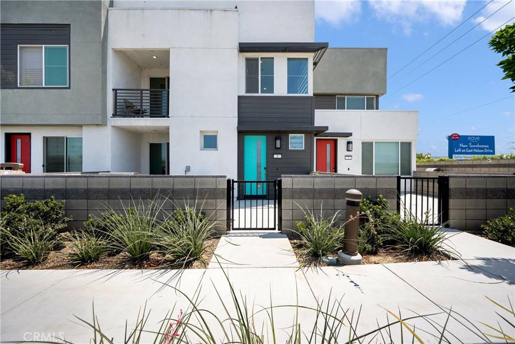 Ontario, CA 91761,3620 S Allston Paseo #8