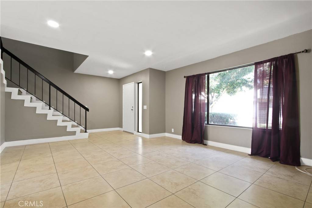 Anaheim, CA 92802,1435 W Cerritos AVE #39