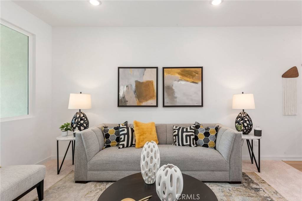 Colton, CA 92324,1178 Santo Antonio DR