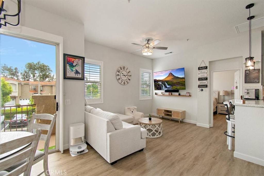 Placentia, CA 92870,333 Draft WAY