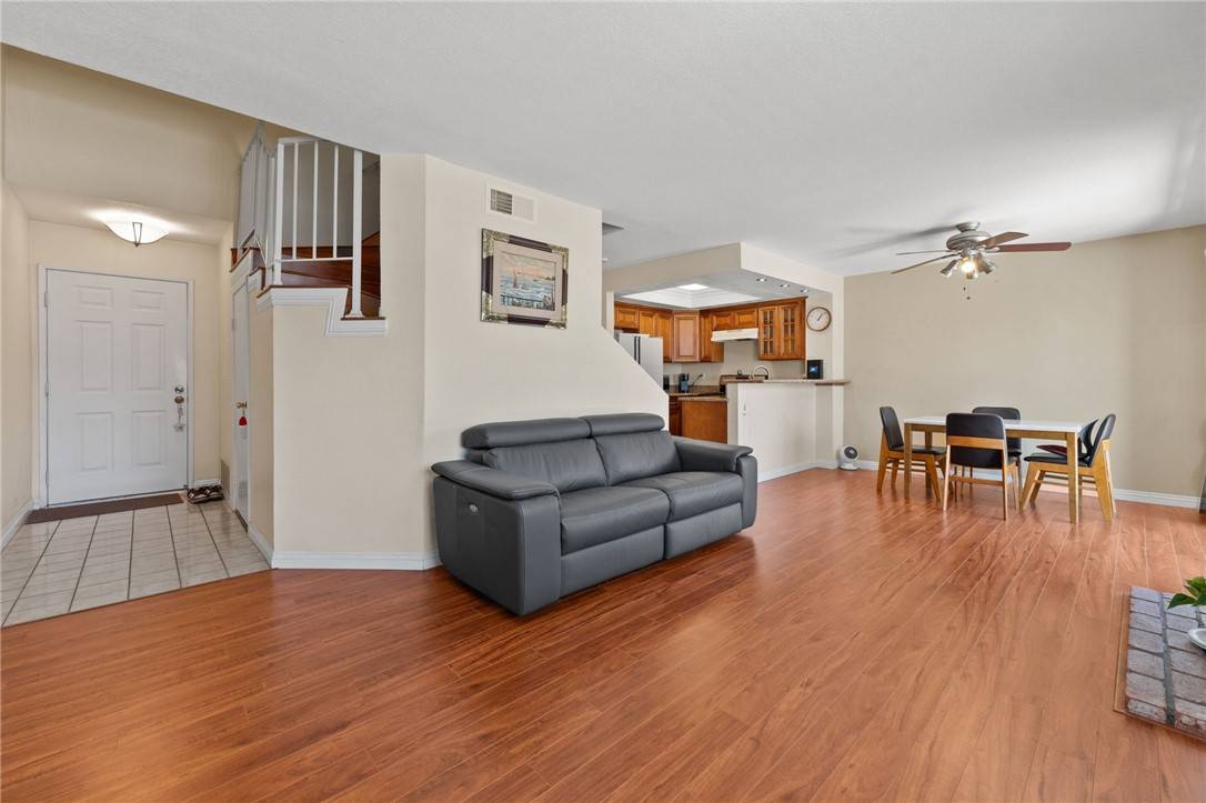 Stanton, CA 90680,7342 Cerritos AVE #2