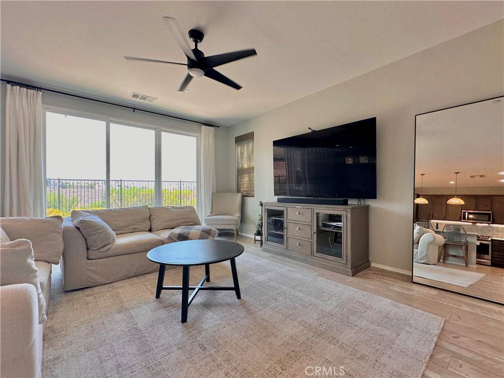 Murrieta, CA 92563,38436 Windingwalk DR