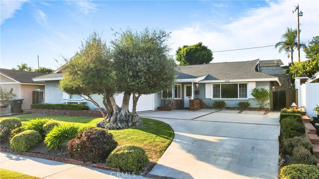La Habra, CA 90631,2541 W Cobblestone RD