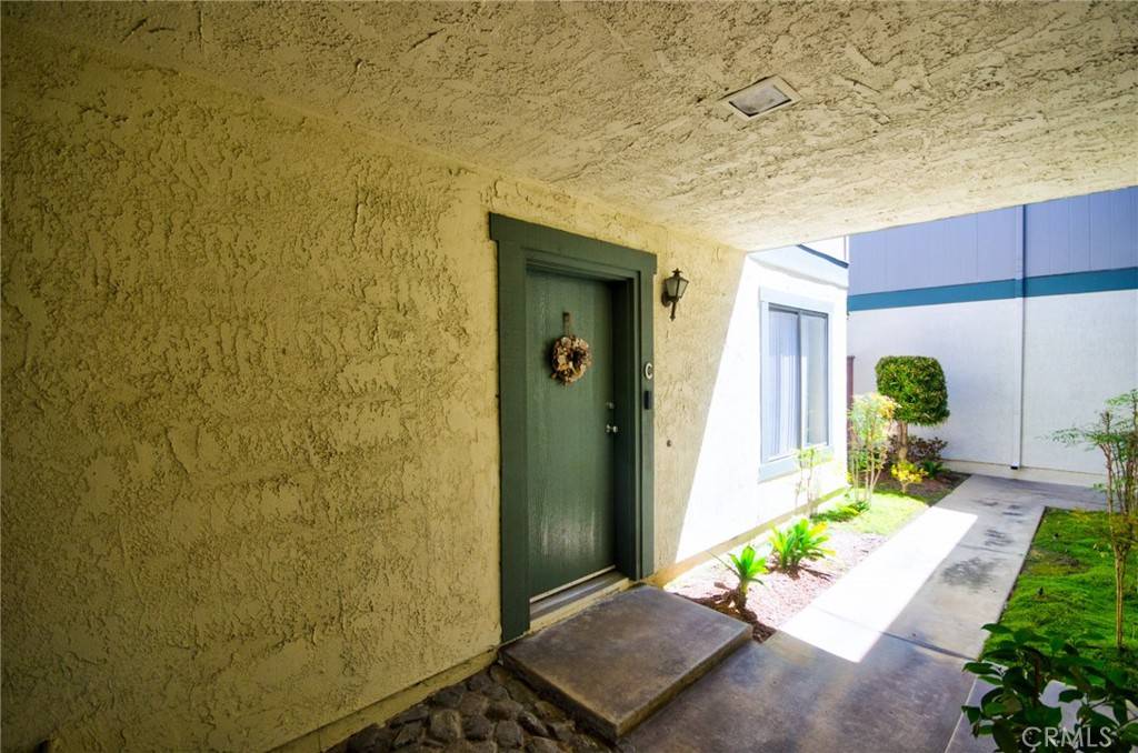 Diamond Bar, CA 91765,1100 Cleghorn DR #C