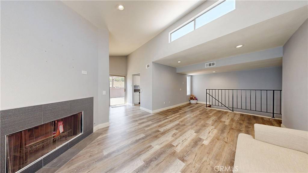 Montclair, CA 91763,9356 Mesa Verde DR #G