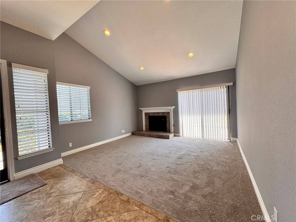 Brea, CA 92821,1192 Timbergate LN #19