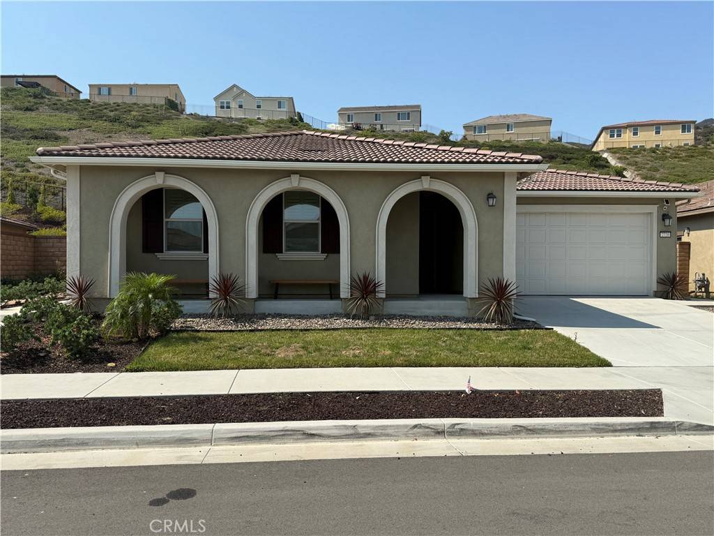 Corona, CA 92882,2720 Santa Fiora DR
