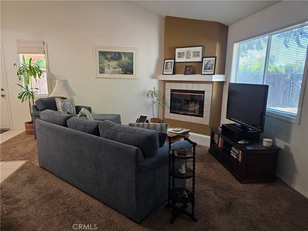 Woodland Hills, CA 91367,22965 1/2 Oxnard ST