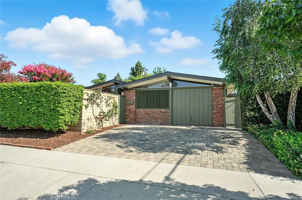Long Beach, CA 90808,7108 E Mezzanine WAY