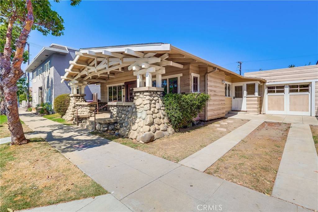 Long Beach, CA 90813,948 Cedar AVE