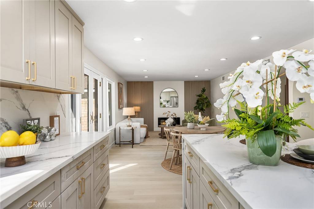 Mission Viejo, CA 92691,23652 Algiers ST