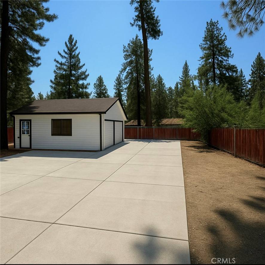 Big Bear Lake, CA 92315,39197 Waterview DR